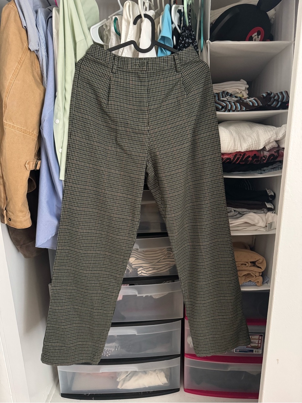 Brandy Melville- Black and Olive Houndstooth Trousers